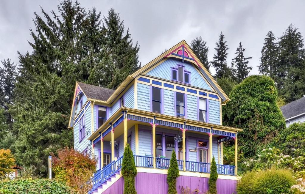 Astoria Painted Lady Historic Apt With River View! Extérieur photo