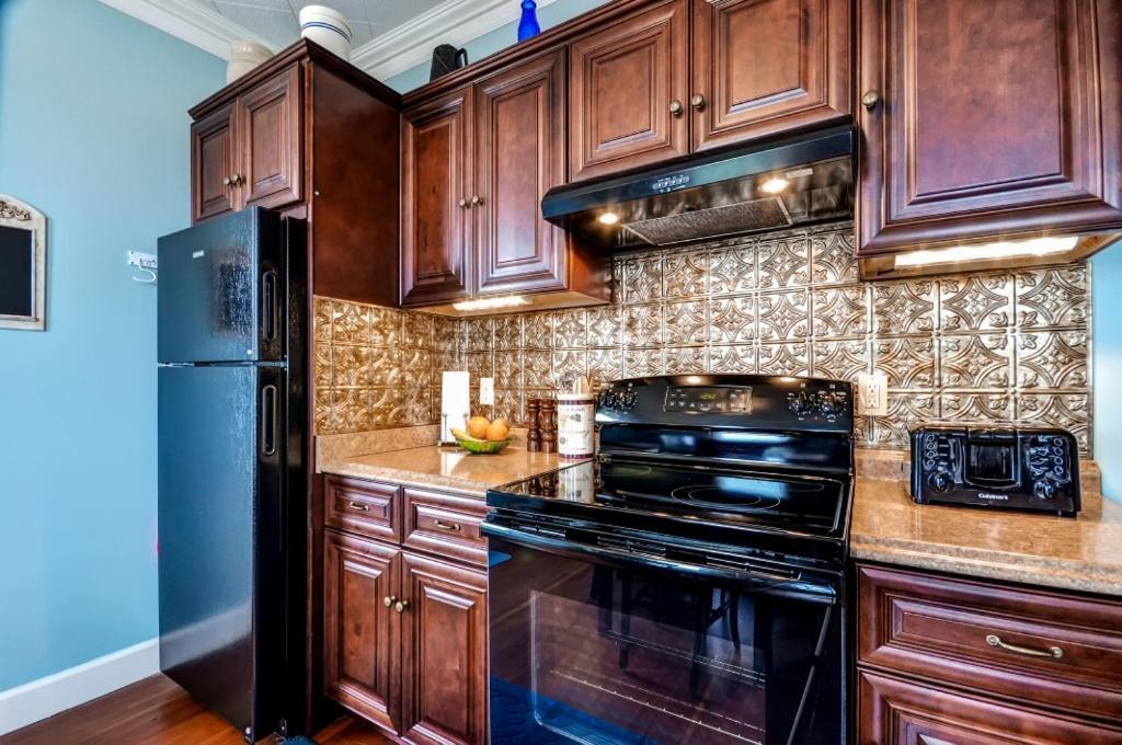 Astoria Painted Lady Historic Apt With River View! Extérieur photo